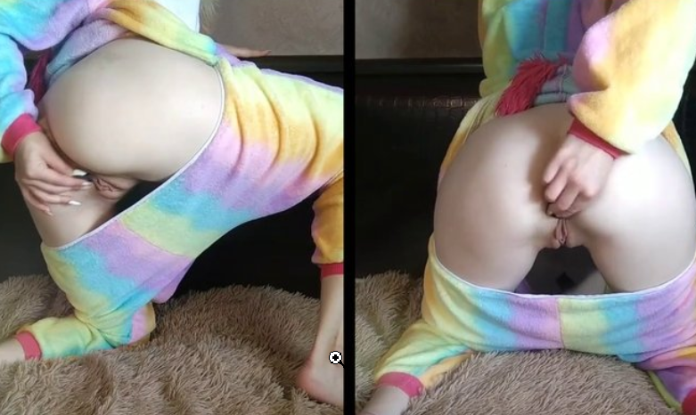 la jovencita se baja la pijama y no trae calzones