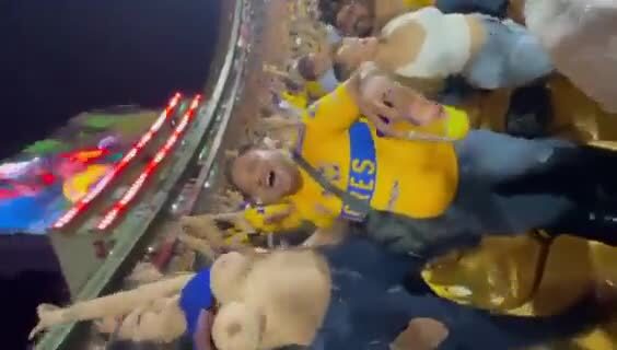 enseñando las tetas en el mundial de mexico